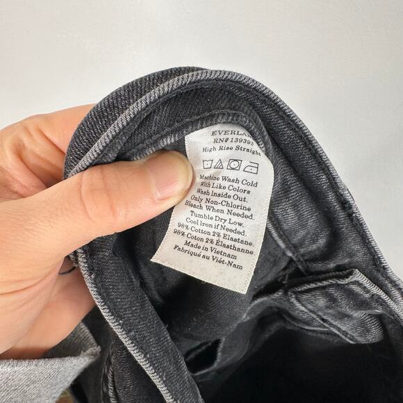 Everlane Black Wash Hi-Rise Super Straight Jean - Picture 9 of 9